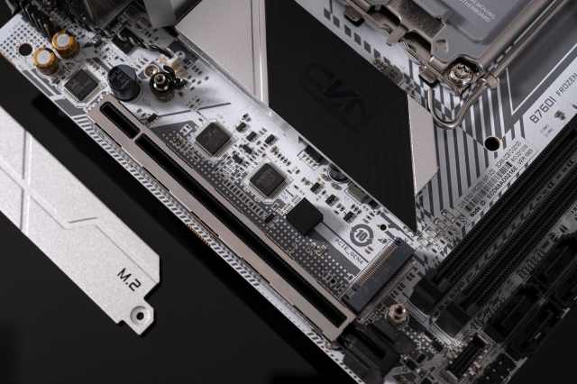 巨能超的ITX小板，七彩虹CVNB760IFROZENWIFI登陆舰主板评测