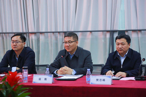 *疆新**伊犁州昭苏县考察团到深圳市南方国际集团考察学习