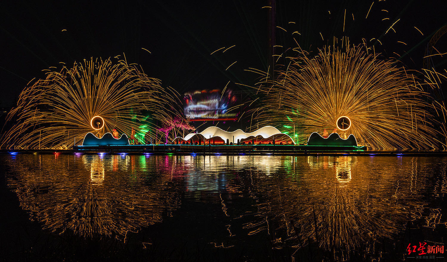 带火的舞龙表演,春节大型舞龙灯