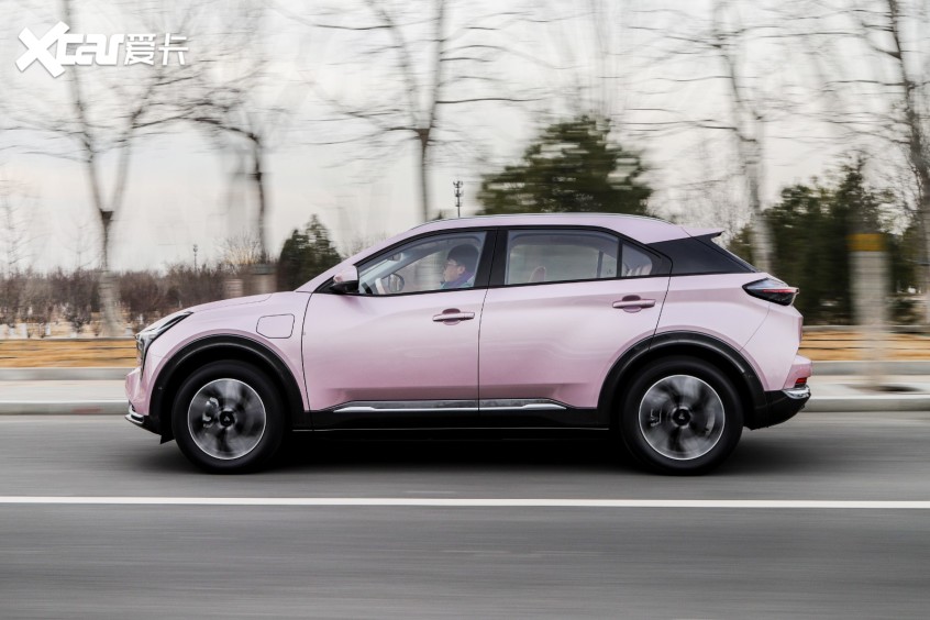 哪吒u-ii实车,哪吒u-ii真实测评