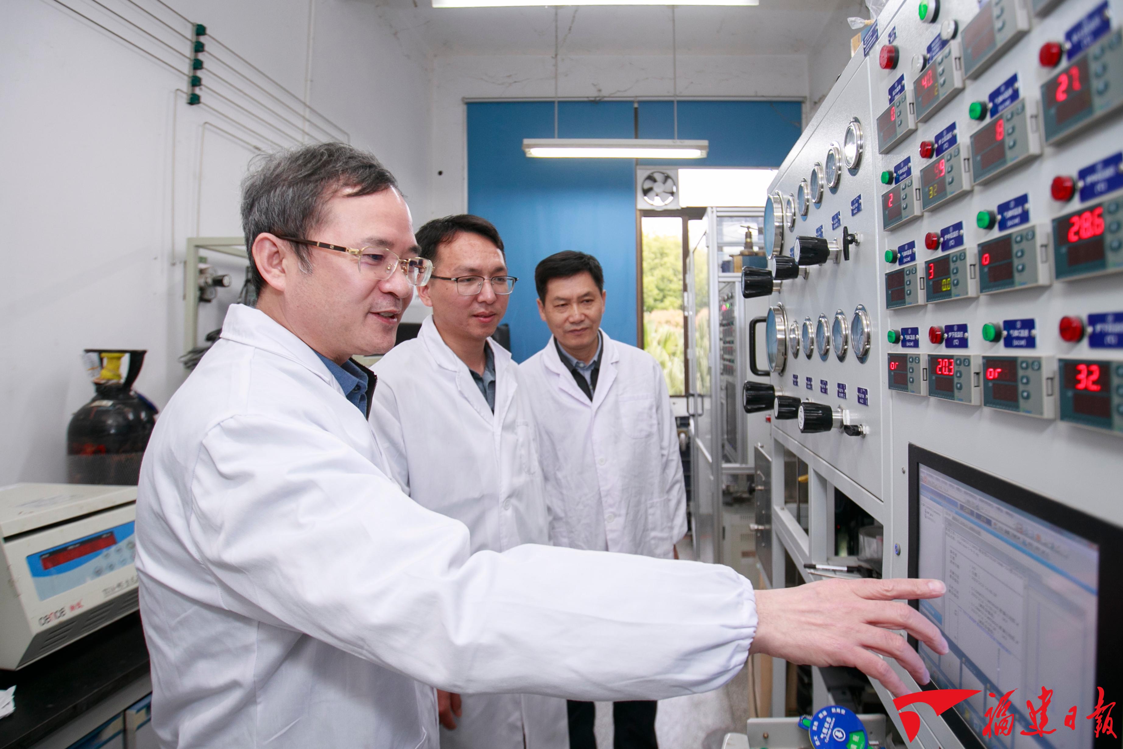 红色引擎激活高质量发展强劲动能,红色引擎持续澎湃出强劲发展动能