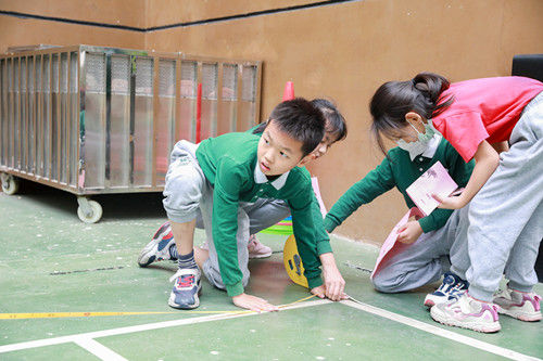 深圳外国语小学举办快乐数学日，让孩子们在快乐中长智慧
