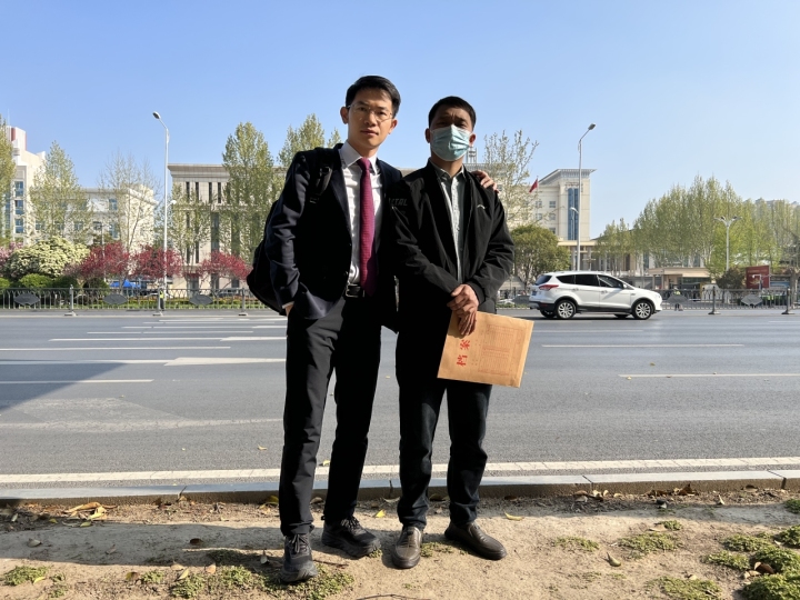 铁马冰河被谁起诉,铁马冰河毒贩