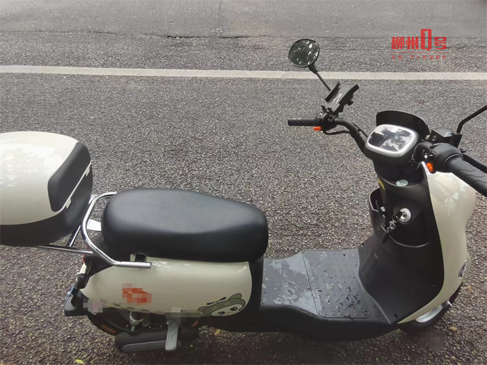 柳州租一天的小电驴,50元一天租电动汽车