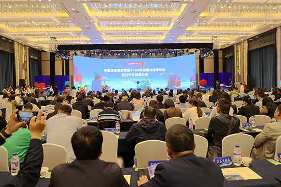 远山如黛近水含烟下一句,远山如黛近水含烟文案