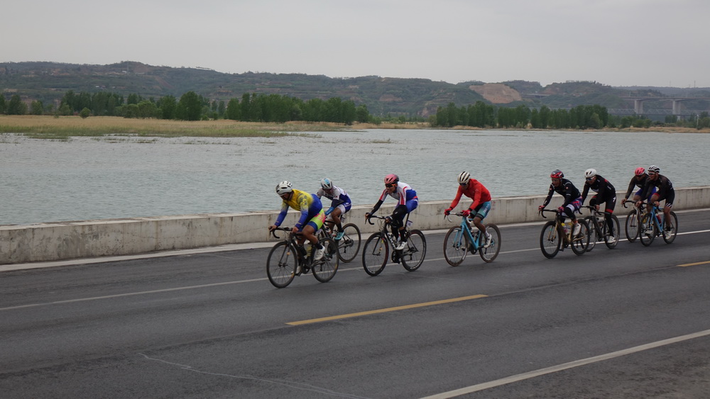 中国公路自行车职业联赛济源直播,自行车职业联赛济源