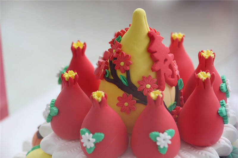 潍坊高新区：老手艺“非”同凡响新手造“潮”出时尚