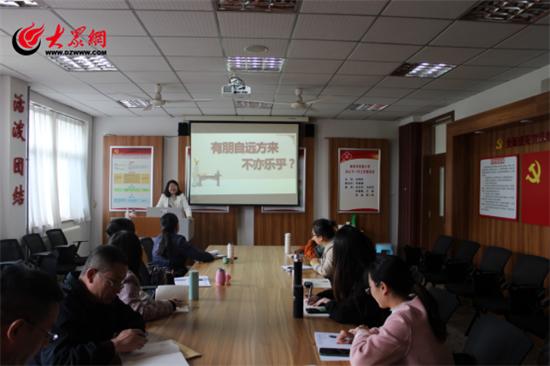 临朐县南苑小学教育考察团到潍坊市实验小学考察交流