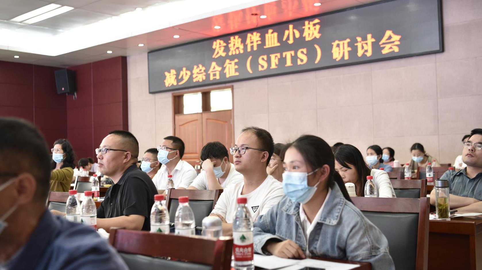 信阳新闻报告蜱虫病,信阳治疗蜱虫最好的医院