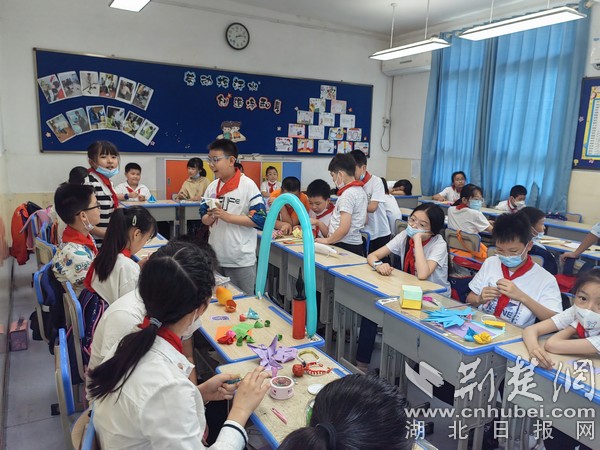 庆六一回味童年,庆六一伴成长