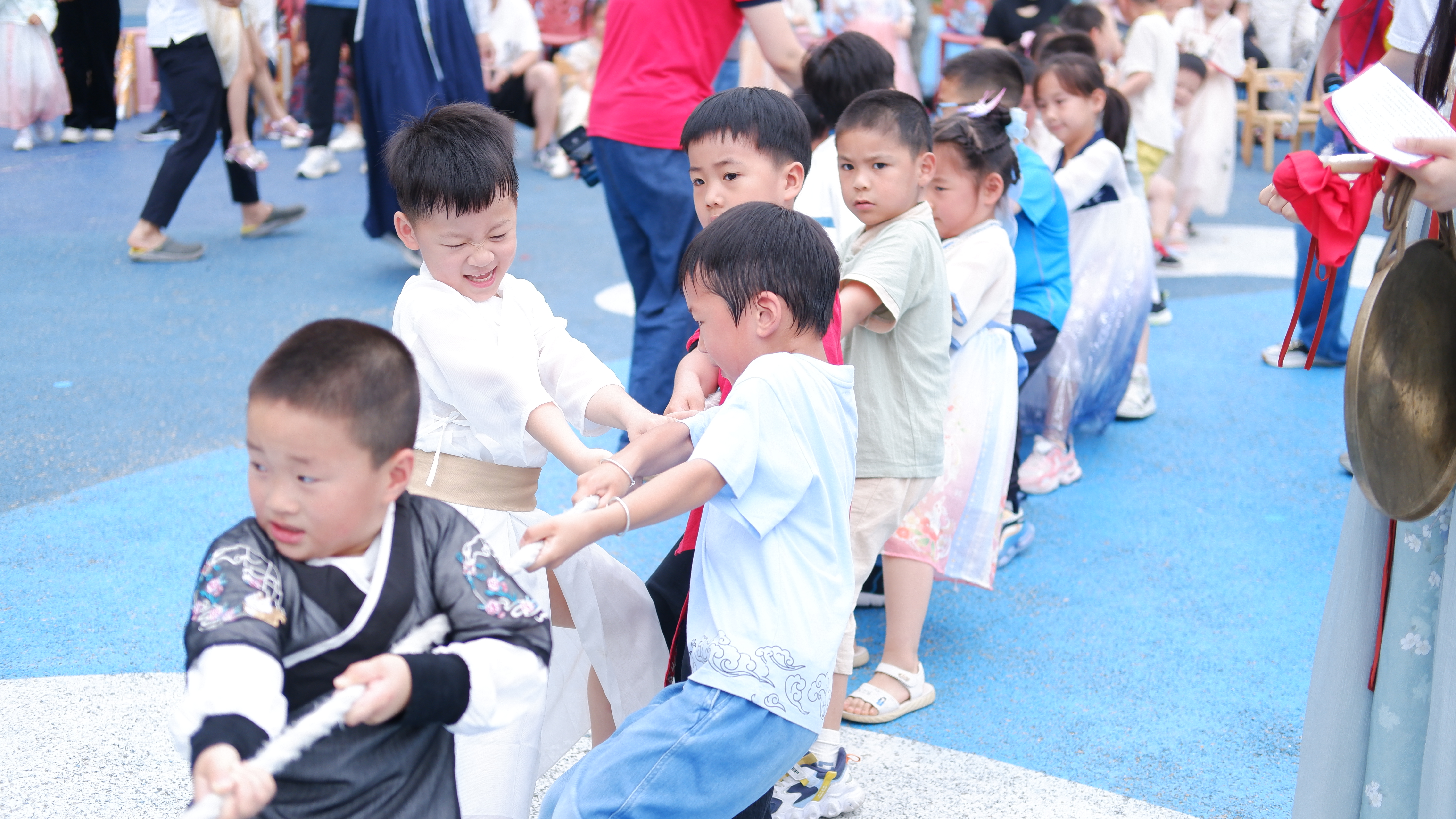 把运动馆搬进幼儿园,中国宋代汉服运动