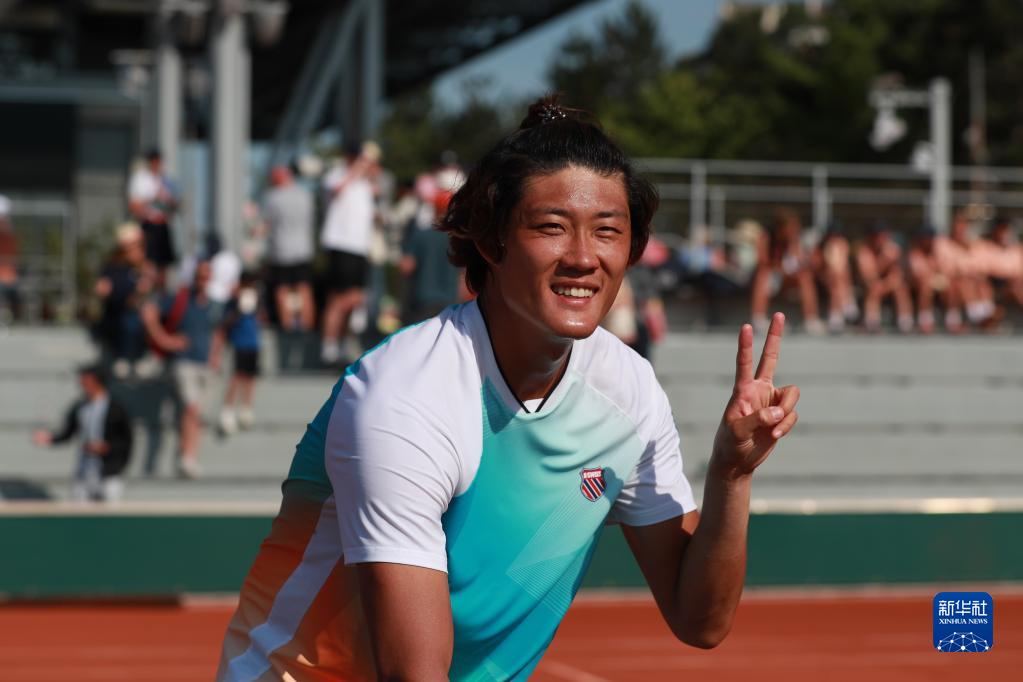 法网最新战况张之臻直播,张之臻最新比赛消息法网