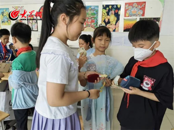 六一儿童节跳蚤市场二年级,奎文区实验小学跳蚤市场