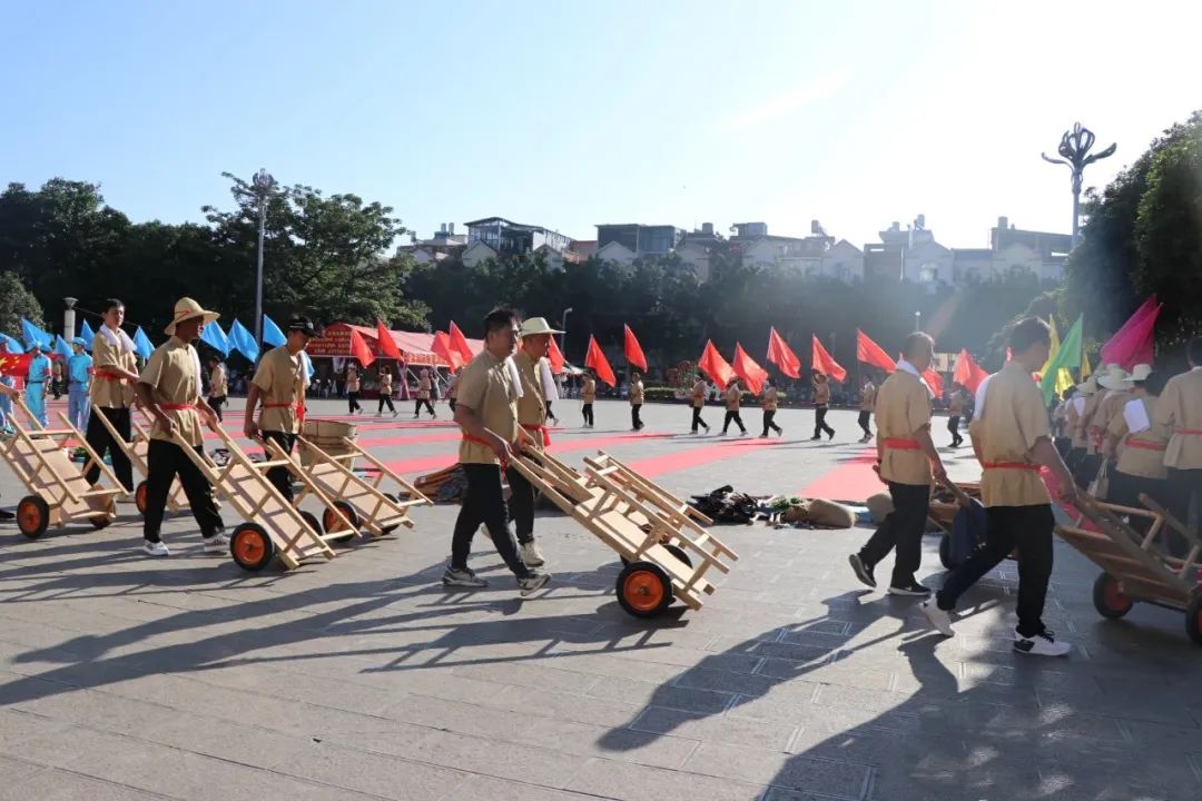 弥渡七彩艺术儿童节,儿童节学校表演有意义吗