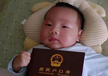 “梓涵”时代落幕，更为“奇葩”名字来了！老师：这完全在为难我