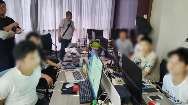 “买了它，我们就能约了……”