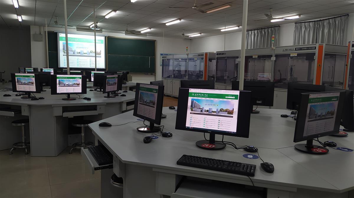 极目云探校武汉三中,极目云探校直播