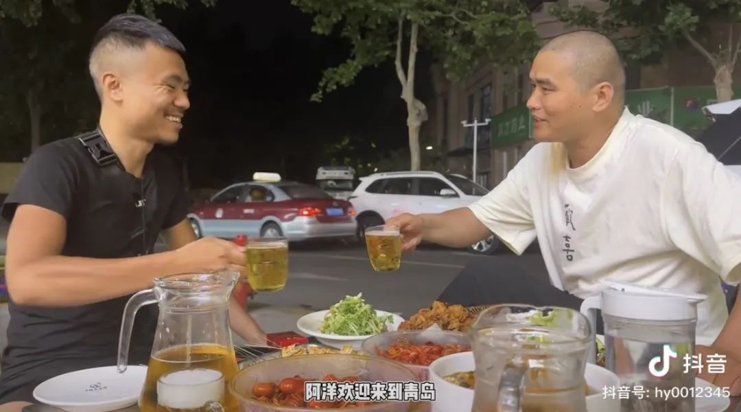 90后小伙靠送外卖环游中国！