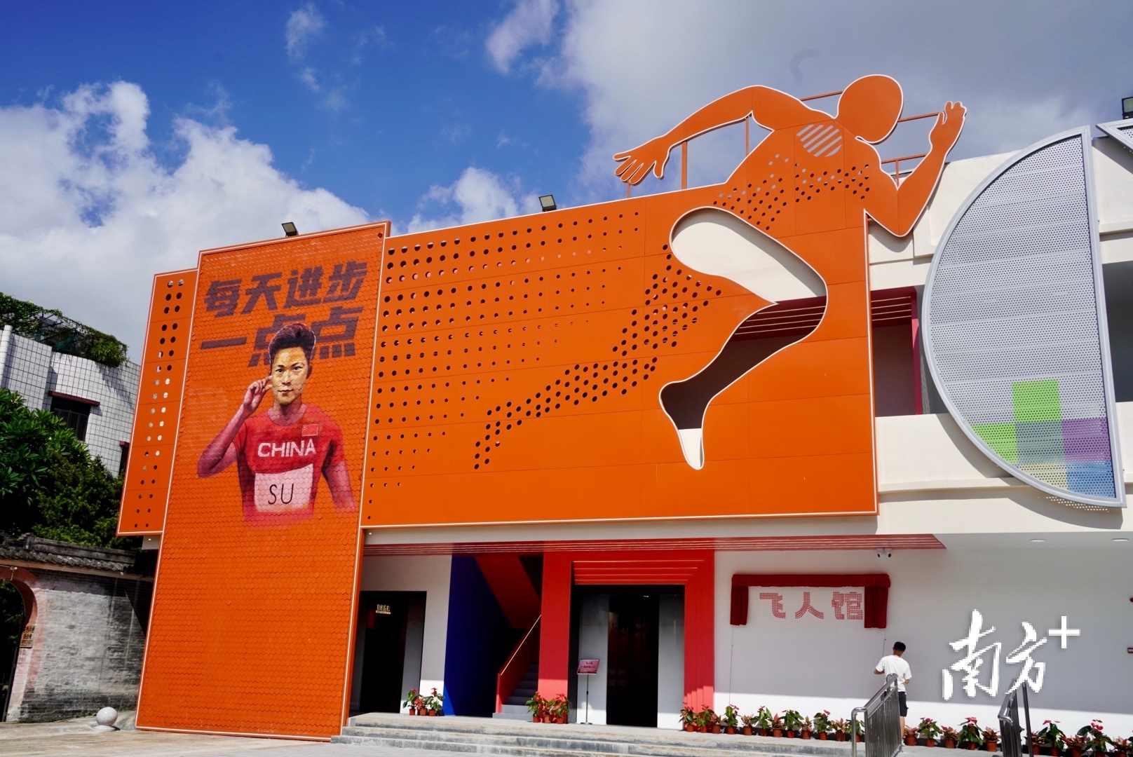 中山古镇规模最大的灯饰城,中山市古镇新中式灯饰