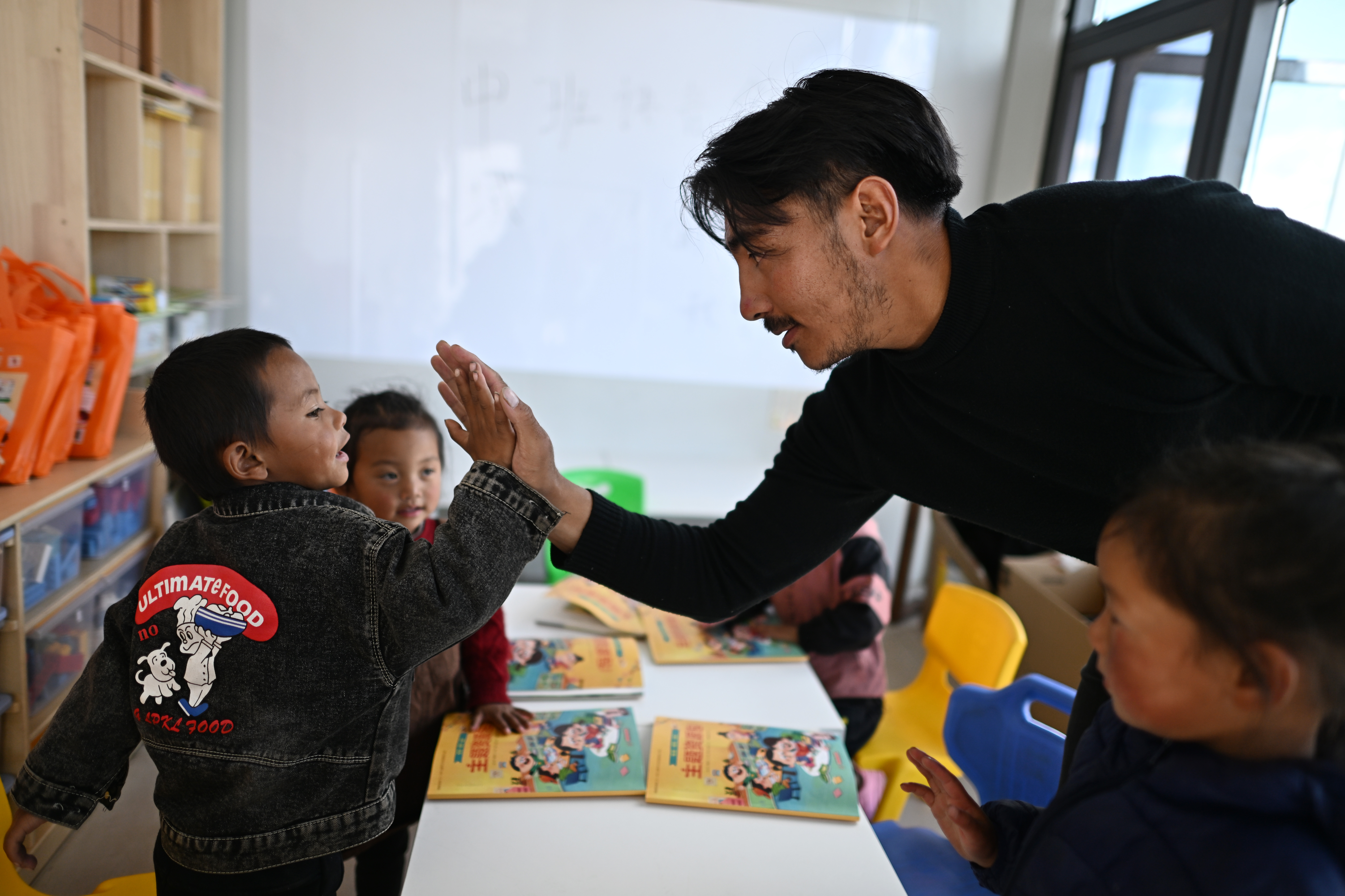 有关黄河的幼儿园故事,黄河文化主题绘本故事幼儿园