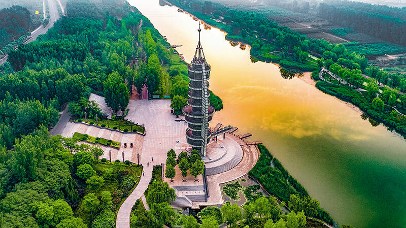 闪电评论诠释山东蓬勃的发展活力,闪电时评