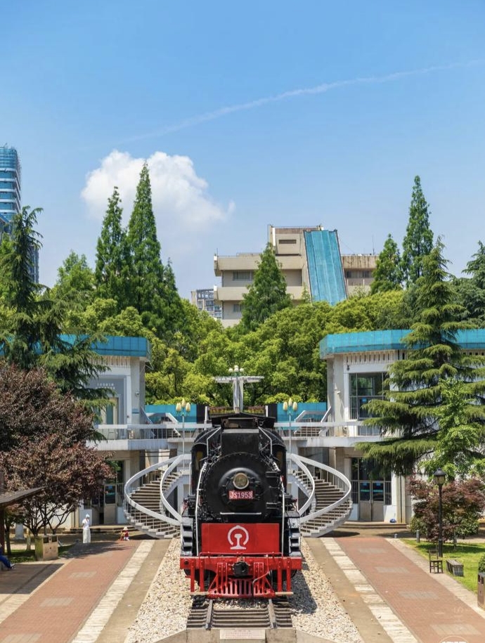 如何一天逛湖南的大学,假期去大学转转